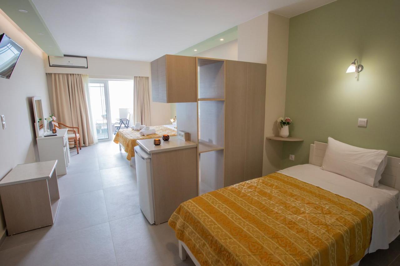 Chrisi Akti Hotel Nafpaktos Exterior photo